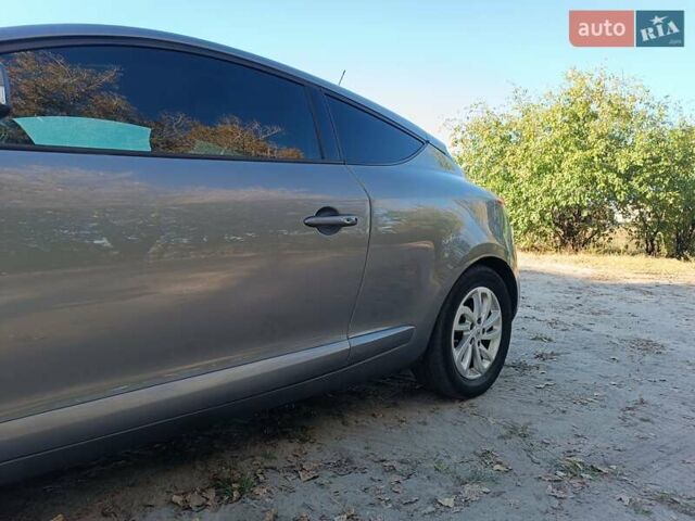 Сірий Рено Меган, об'ємом двигуна 1.6 л та пробігом 166 тис. км за 7200 $, фото 18 на Automoto.ua