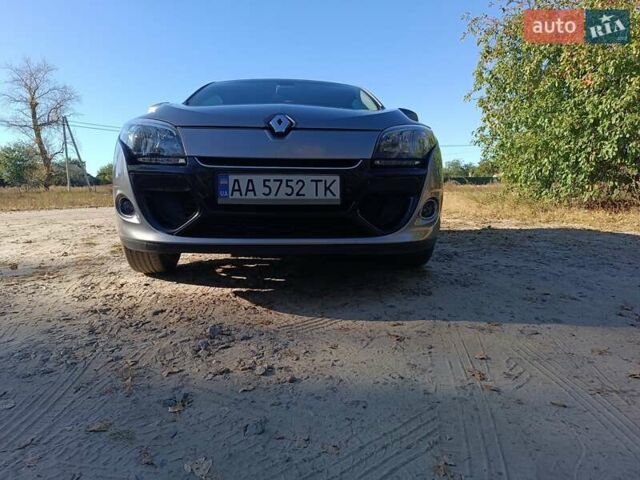 Сірий Рено Меган, об'ємом двигуна 1.6 л та пробігом 166 тис. км за 7200 $, фото 7 на Automoto.ua