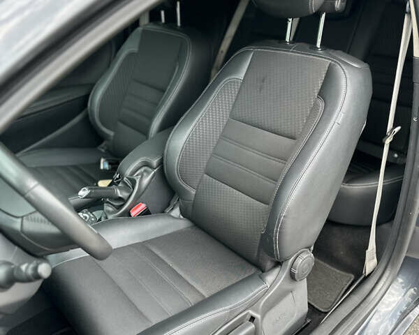 Серый Рено Меган, объемом двигателя 1.87 л и пробегом 170 тыс. км за 7000 $, фото 8 на Automoto.ua