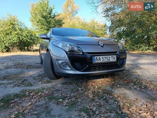 Сірий Рено Меган, об'ємом двигуна 1.6 л та пробігом 166 тис. км за 7200 $, фото 22 на Automoto.ua