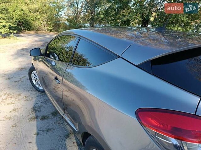 Сірий Рено Меган, об'ємом двигуна 1.6 л та пробігом 166 тис. км за 7200 $, фото 5 на Automoto.ua