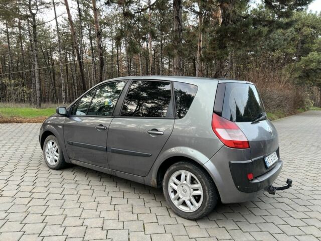 Серый Рено Меган, объемом двигателя 1.9 л и пробегом 350 тыс. км за 3000 $, фото 4 на Automoto.ua