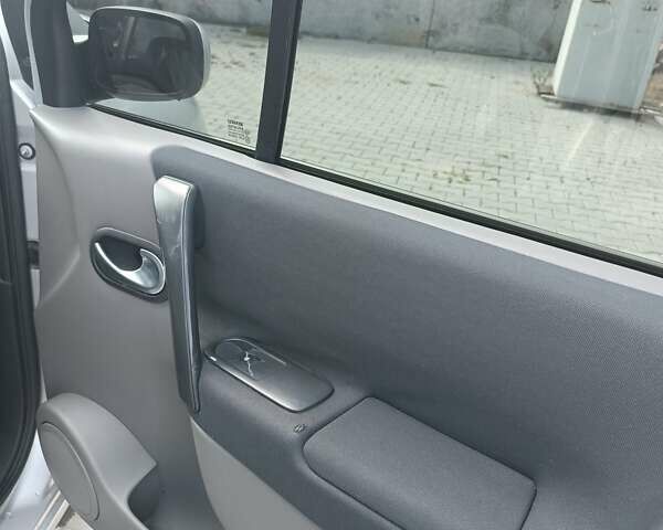 Сірий Рено Меган, об'ємом двигуна 1.6 л та пробігом 235 тис. км за 4700 $, фото 9 на Automoto.ua