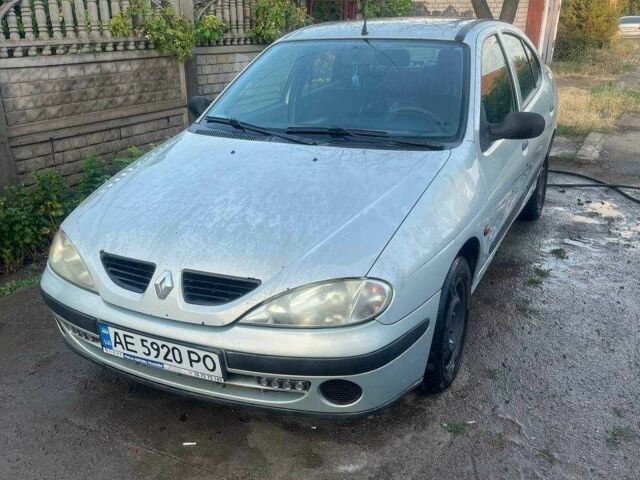 Серый Рено Меган, объемом двигателя 1.4 л и пробегом 289 тыс. км за 1783 $, фото 8 на Automoto.ua