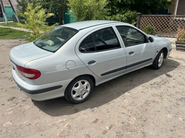 Серый Рено Меган, объемом двигателя 1.4 л и пробегом 220 тыс. км за 3400 $, фото 1 на Automoto.ua