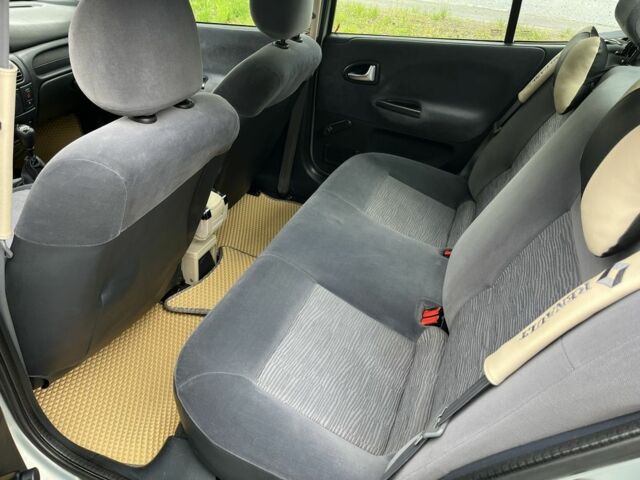 Серый Рено Меган, объемом двигателя 1.4 л и пробегом 220 тыс. км за 3400 $, фото 8 на Automoto.ua