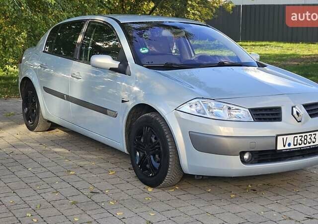 Серый Рено Меган, объемом двигателя 1.6 л и пробегом 155 тыс. км за 4400 $, фото 7 на Automoto.ua