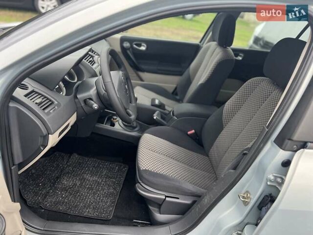 Сірий Рено Меган, об'ємом двигуна 1.6 л та пробігом 207 тис. км за 5100 $, фото 7 на Automoto.ua