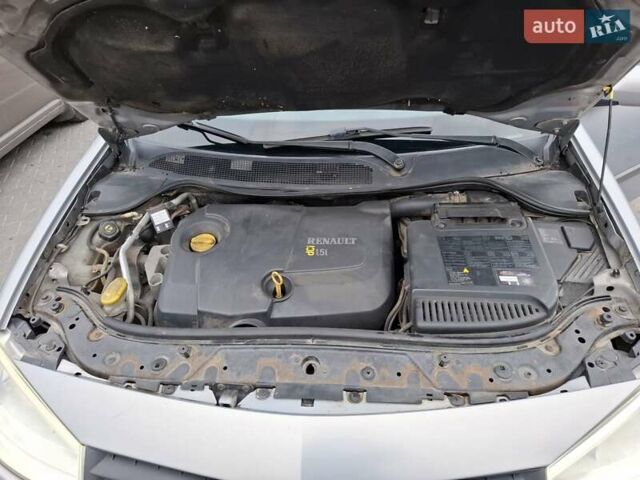Серый Рено Меган, объемом двигателя 1.46 л и пробегом 155 тыс. км за 3700 $, фото 2 на Automoto.ua