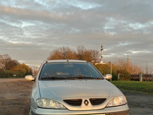 Серый Рено Меган, объемом двигателя 1.4 л и пробегом 280 тыс. км за 2300 $, фото 2 на Automoto.ua