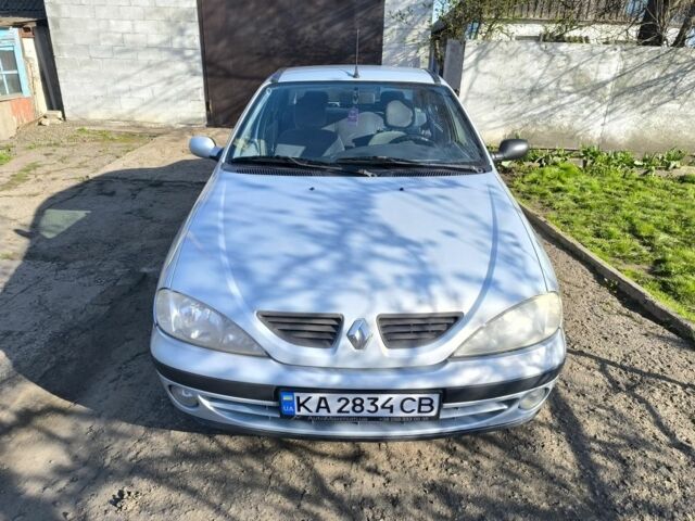 Сірий Рено Меган, об'ємом двигуна 1.4 л та пробігом 219 тис. км за 3499 $, фото 3 на Automoto.ua