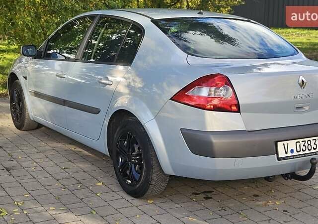 Серый Рено Меган, объемом двигателя 1.6 л и пробегом 155 тыс. км за 4400 $, фото 1 на Automoto.ua