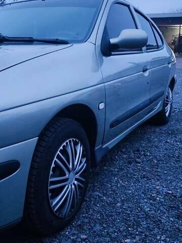 Рено Меган 2003 в Коростене на Automoto.ua Серый Рено Меган, объемом двигателя 1.39 л и пробегом 303 тыс. км за 3200 $, фото 5 на Automoto.ua