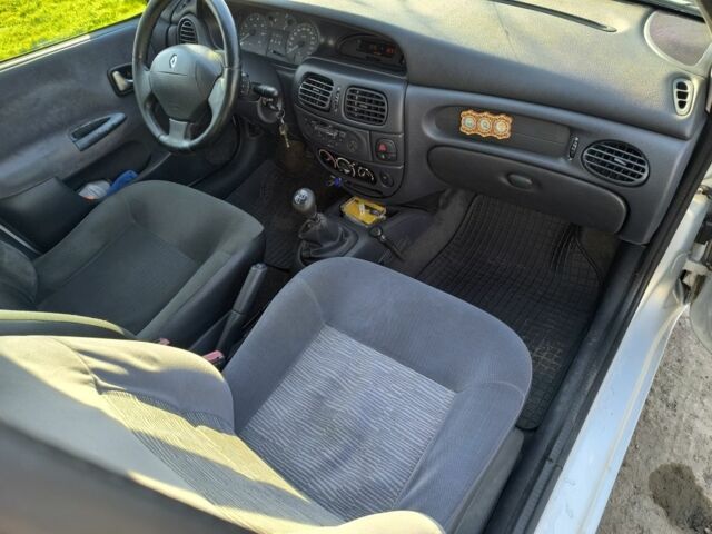 Сірий Рено Меган, об'ємом двигуна 1.4 л та пробігом 219 тис. км за 3499 $, фото 6 на Automoto.ua