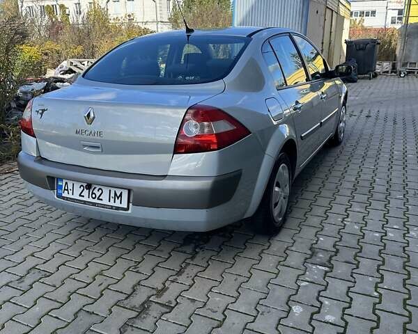 Серый Рено Меган, объемом двигателя 1.6 л и пробегом 262 тыс. км за 5800 $, фото 31 на Automoto.ua