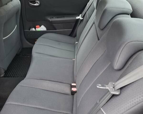 Серый Рено Меган, объемом двигателя 1.46 л и пробегом 155 тыс. км за 3700 $, фото 3 на Automoto.ua