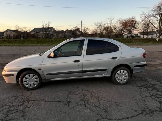 Серый Рено Меган, объемом двигателя 1.4 л и пробегом 280 тыс. км за 2300 $, фото 5 на Automoto.ua