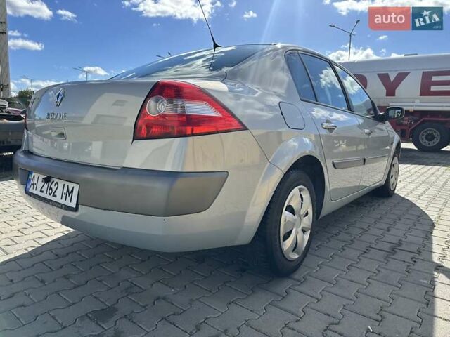 Серый Рено Меган, объемом двигателя 1.6 л и пробегом 262 тыс. км за 5800 $, фото 2 на Automoto.ua