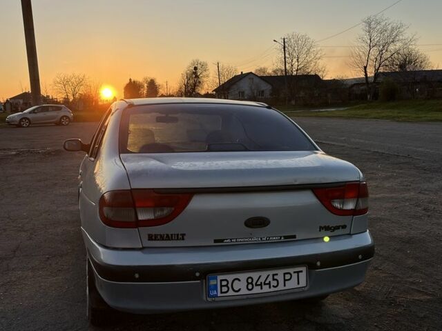 Серый Рено Меган, объемом двигателя 1.4 л и пробегом 280 тыс. км за 2300 $, фото 3 на Automoto.ua