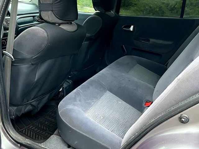 Серый Рено Меган, объемом двигателя 1.4 л и пробегом 260 тыс. км за 2100 $, фото 9 на Automoto.ua