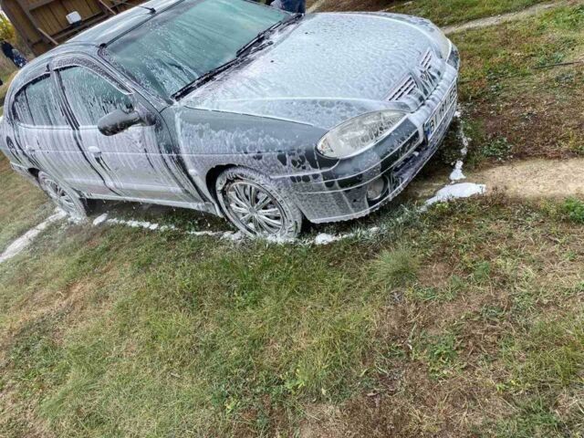 Серый Рено Меган, объемом двигателя 0 л и пробегом 300 тыс. км за 3300 $, фото 8 на Automoto.ua