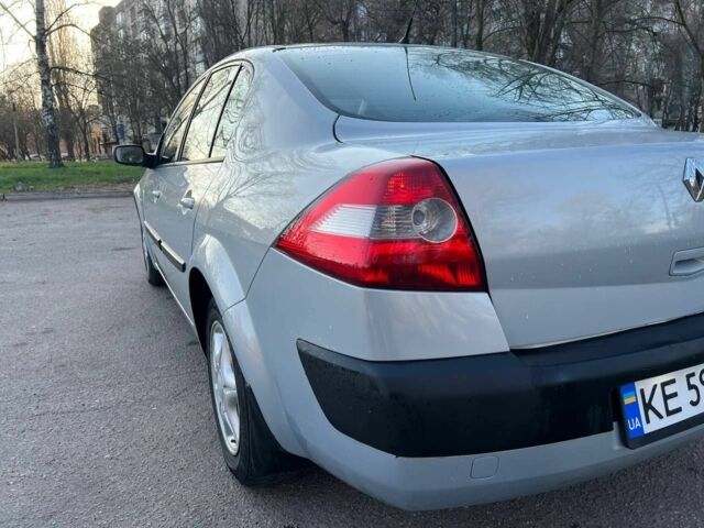 Сірий Рено Меган, об'ємом двигуна 1.5 л та пробігом 136 тис. км за 5000 $, фото 7 на Automoto.ua