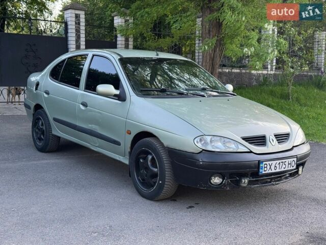 Сірий Рено Меган, об'ємом двигуна 1.39 л та пробігом 250 тис. км за 1600 $, фото 6 на Automoto.ua