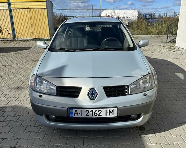 Серый Рено Меган, объемом двигателя 1.6 л и пробегом 262 тыс. км за 5800 $, фото 10 на Automoto.ua