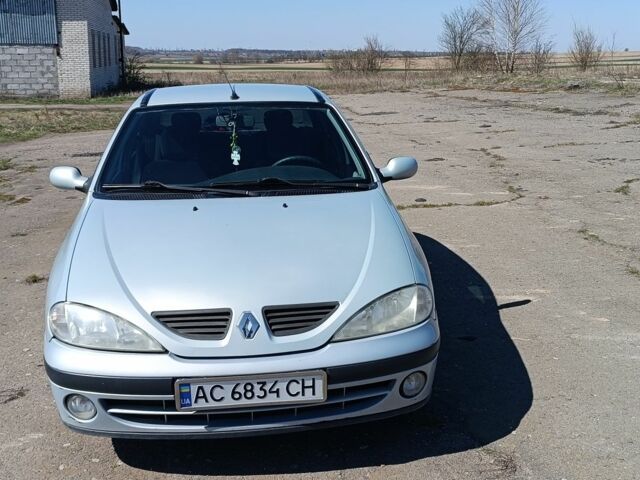 Сірий Рено Меган, об'ємом двигуна 1.4 л та пробігом 215 тис. км за 3200 $, фото 2 на Automoto.ua