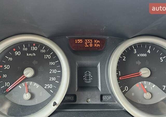 Серый Рено Меган, объемом двигателя 1.6 л и пробегом 155 тыс. км за 4400 $, фото 17 на Automoto.ua