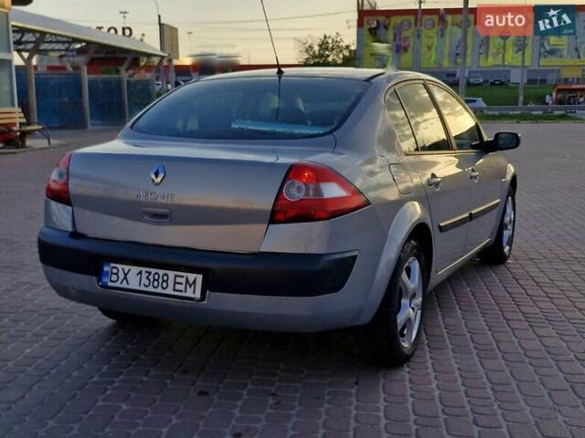 Сірий Рено Меган, об'ємом двигуна 1.6 л та пробігом 258 тис. км за 4550 $, фото 2 на Automoto.ua