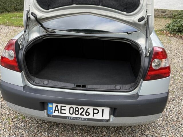 Серый Рено Меган, объемом двигателя 1.6 л и пробегом 340 тыс. км за 3500 $, фото 4 на Automoto.ua