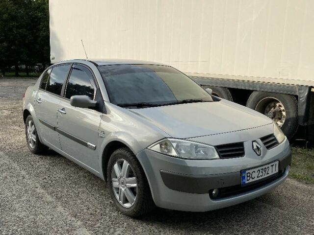 Серый Рено Меган, объемом двигателя 2 л и пробегом 143 тыс. км за 4500 $, фото 1 на Automoto.ua