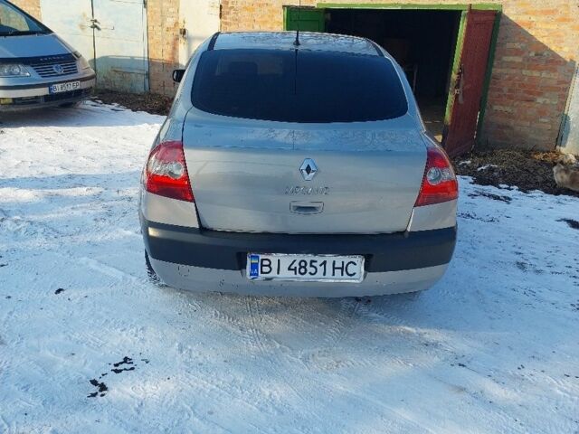 Серый Рено Меган, объемом двигателя 1.6 л и пробегом 2 тыс. км за 4500 $, фото 1 на Automoto.ua