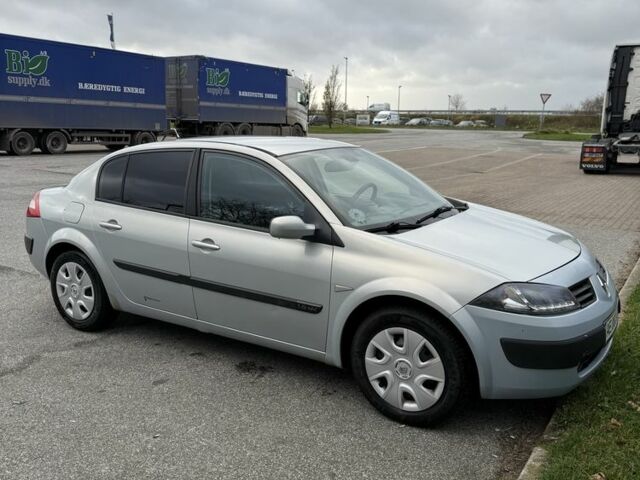 Серый Рено Меган, объемом двигателя 1.6 л и пробегом 340 тыс. км за 3500 $, фото 13 на Automoto.ua