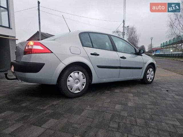 Серый Рено Меган, объемом двигателя 1.6 л и пробегом 238 тыс. км за 3500 $, фото 7 на Automoto.ua