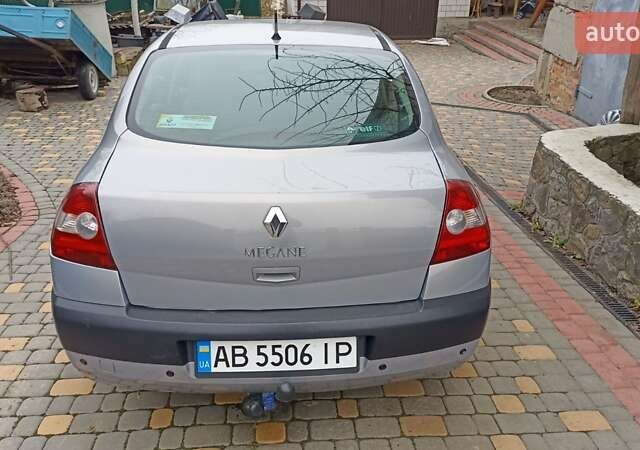 Серый Рено Меган, объемом двигателя 1.6 л и пробегом 243 тыс. км за 4700 $, фото 4 на Automoto.ua