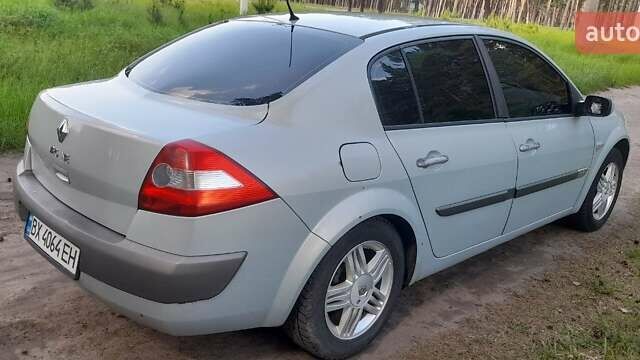 Серый Рено Меган, объемом двигателя 1.6 л и пробегом 363 тыс. км за 3700 $, фото 6 на Automoto.ua