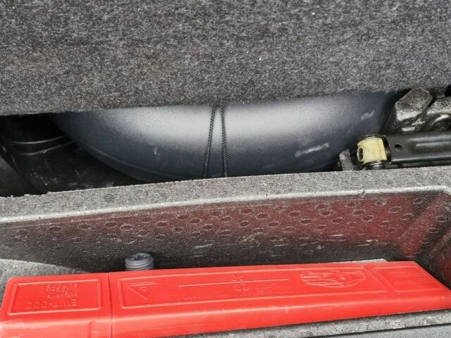 Сірий Рено Меган, об'ємом двигуна 2 л та пробігом 224 тис. км за 5300 $, фото 7 на Automoto.ua