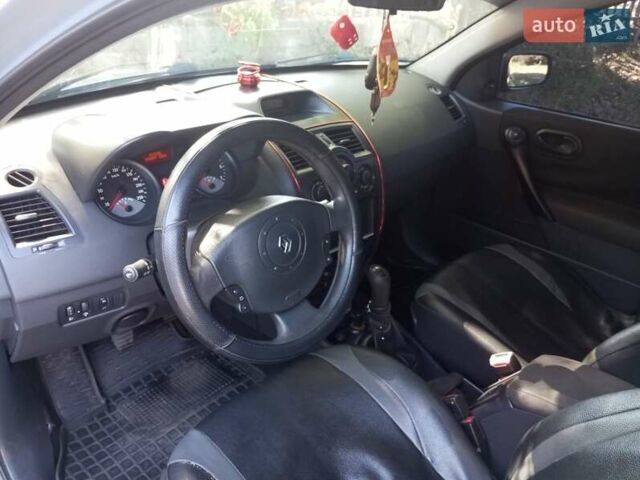 Серый Рено Меган, объемом двигателя 1.46 л и пробегом 400 тыс. км за 4100 $, фото 10 на Automoto.ua