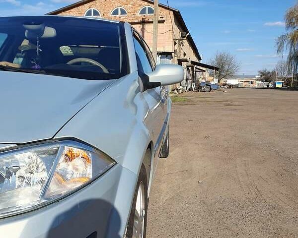 Сірий Рено Меган, об'ємом двигуна 1.6 л та пробігом 126 тис. км за 6300 $, фото 7 на Automoto.ua