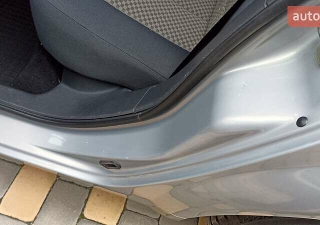 Серый Рено Меган, объемом двигателя 1.6 л и пробегом 243 тыс. км за 4700 $, фото 20 на Automoto.ua