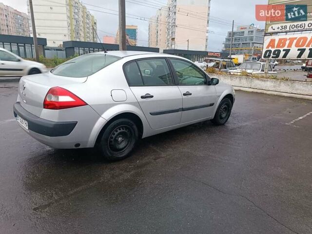 Рено Меган 2004 в Полтаве на Automoto.ua Серый Рено Меган, объемом двигателя 1.6 л и пробегом 297 тыс. км за 3800 $, фото 7 на Automoto.ua