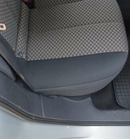 Серый Рено Меган, объемом двигателя 1.6 л и пробегом 243 тыс. км за 4700 $, фото 14 на Automoto.ua