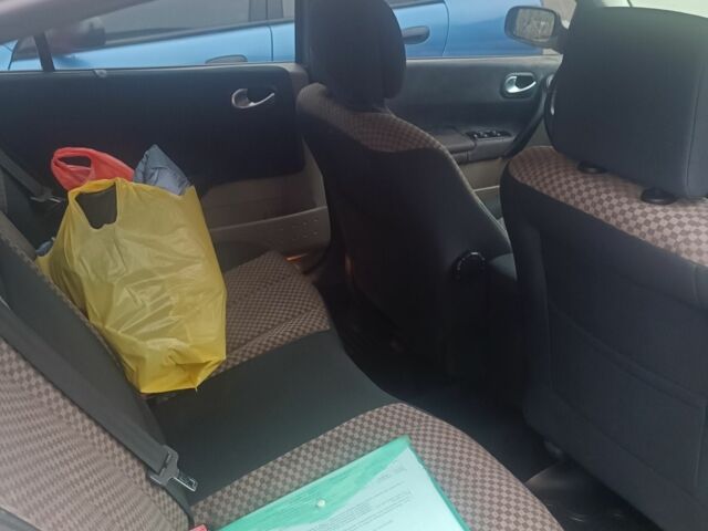 Серый Рено Меган, объемом двигателя 1.6 л и пробегом 232 тыс. км за 5500 $, фото 5 на Automoto.ua