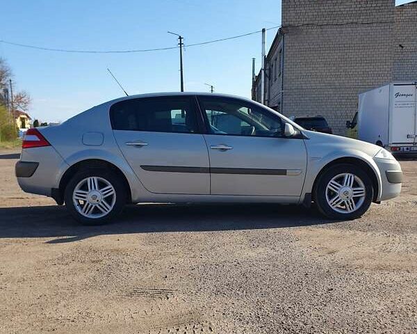 Сірий Рено Меган, об'ємом двигуна 1.6 л та пробігом 126 тис. км за 6300 $, фото 3 на Automoto.ua
