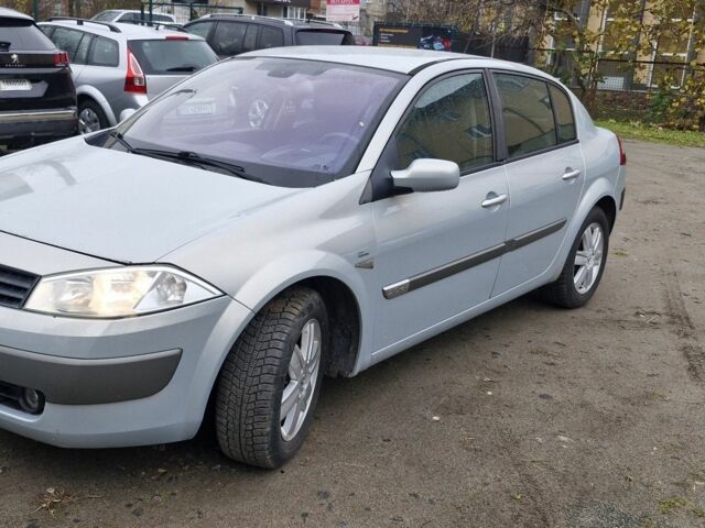 Сірий Рено Меган, об'ємом двигуна 2 л та пробігом 224 тис. км за 5300 $, фото 1 на Automoto.ua