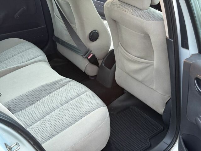 Серый Рено Меган, объемом двигателя 1.4 л и пробегом 350 тыс. км за 3900 $, фото 18 на Automoto.ua