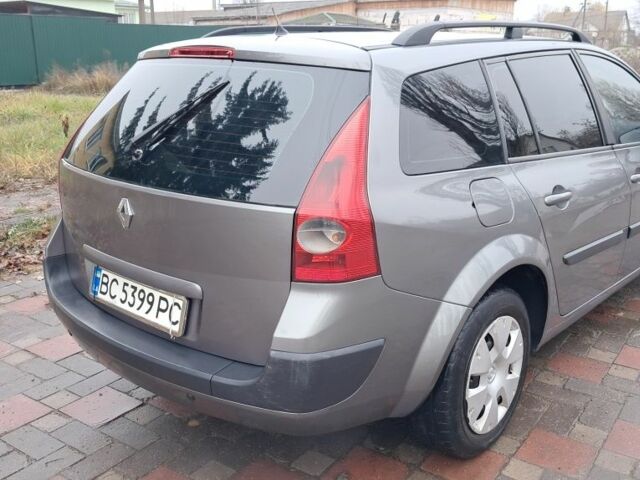 Сірий Рено Меган, об'ємом двигуна 1.5 л та пробігом 400 тис. км за 3999 $, фото 6 на Automoto.ua