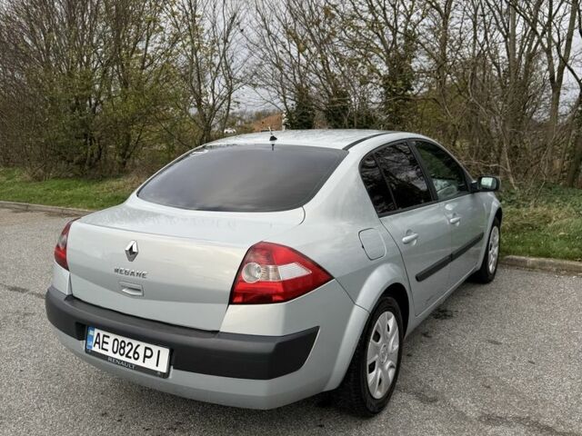 Серый Рено Меган, объемом двигателя 1.6 л и пробегом 340 тыс. км за 3500 $, фото 17 на Automoto.ua